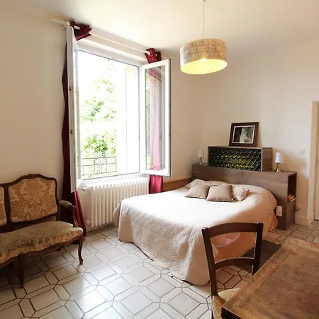 Spacieux Au Coeur D'un Vignoble Avec Sauna, Cheminee Et Jardin Privatif, Vallee Du Layon - Fr-1-622-49 * Le Champ-sur-Layon
